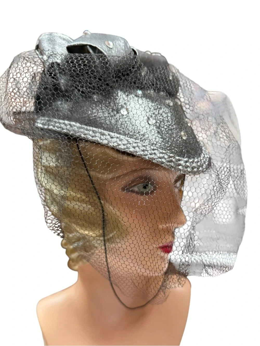 Eric Javits Silver White Gemmed Metallic Bow Veiled Cocktail Hat - Picture 3 of 12